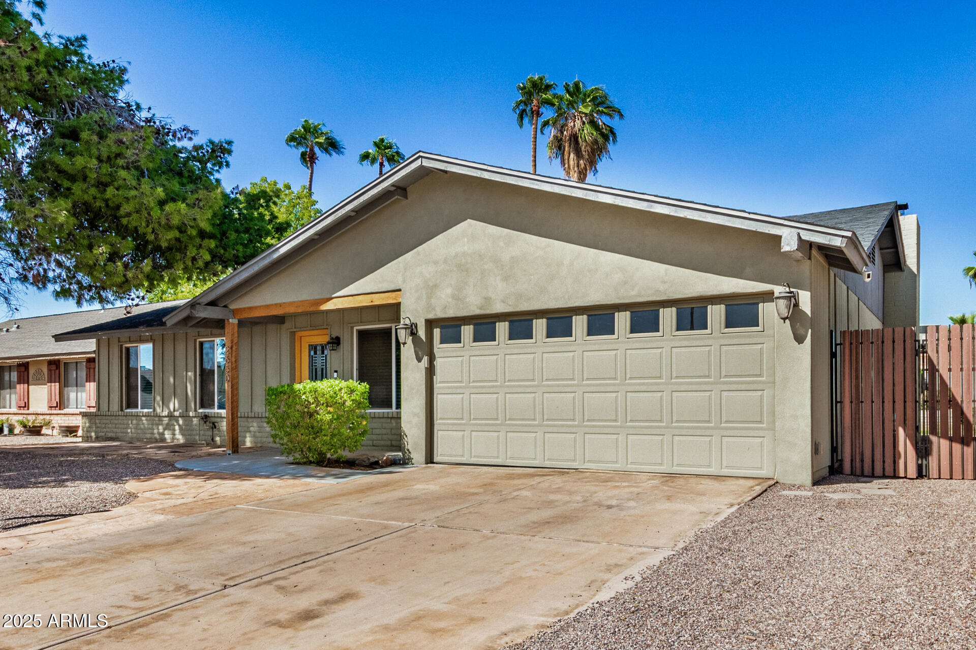 2650 W MCNAIR Street, Chandler