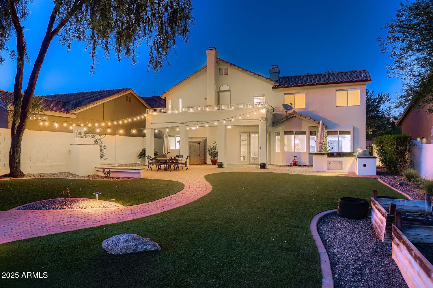 761 E MOUNTAIN SKY Avenue