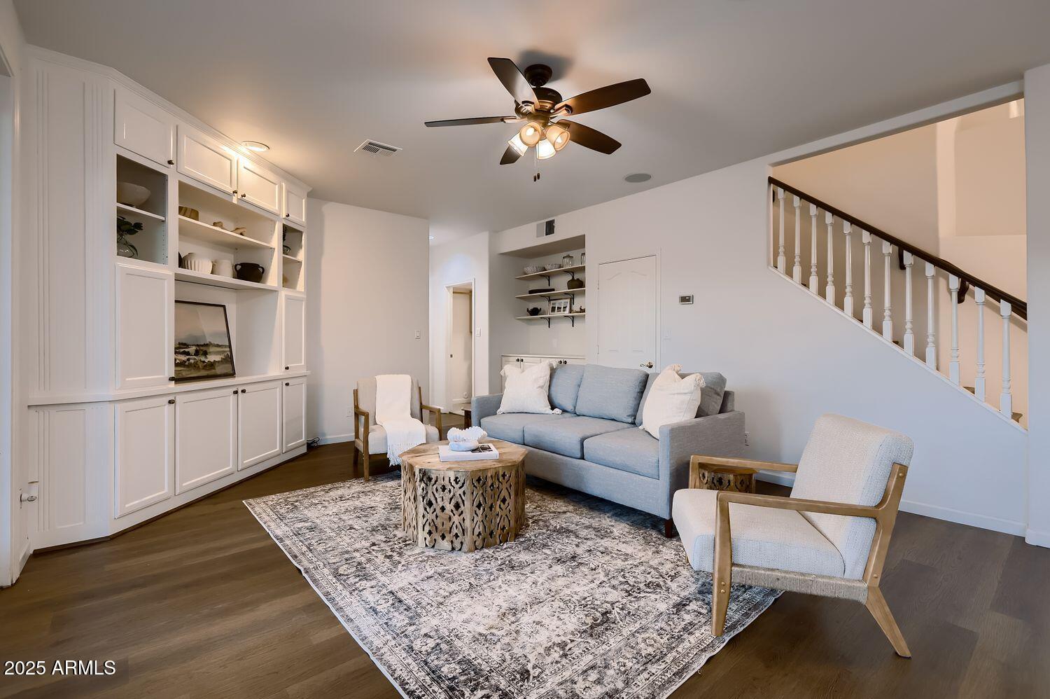 761 E MOUNTAIN SKY Avenue