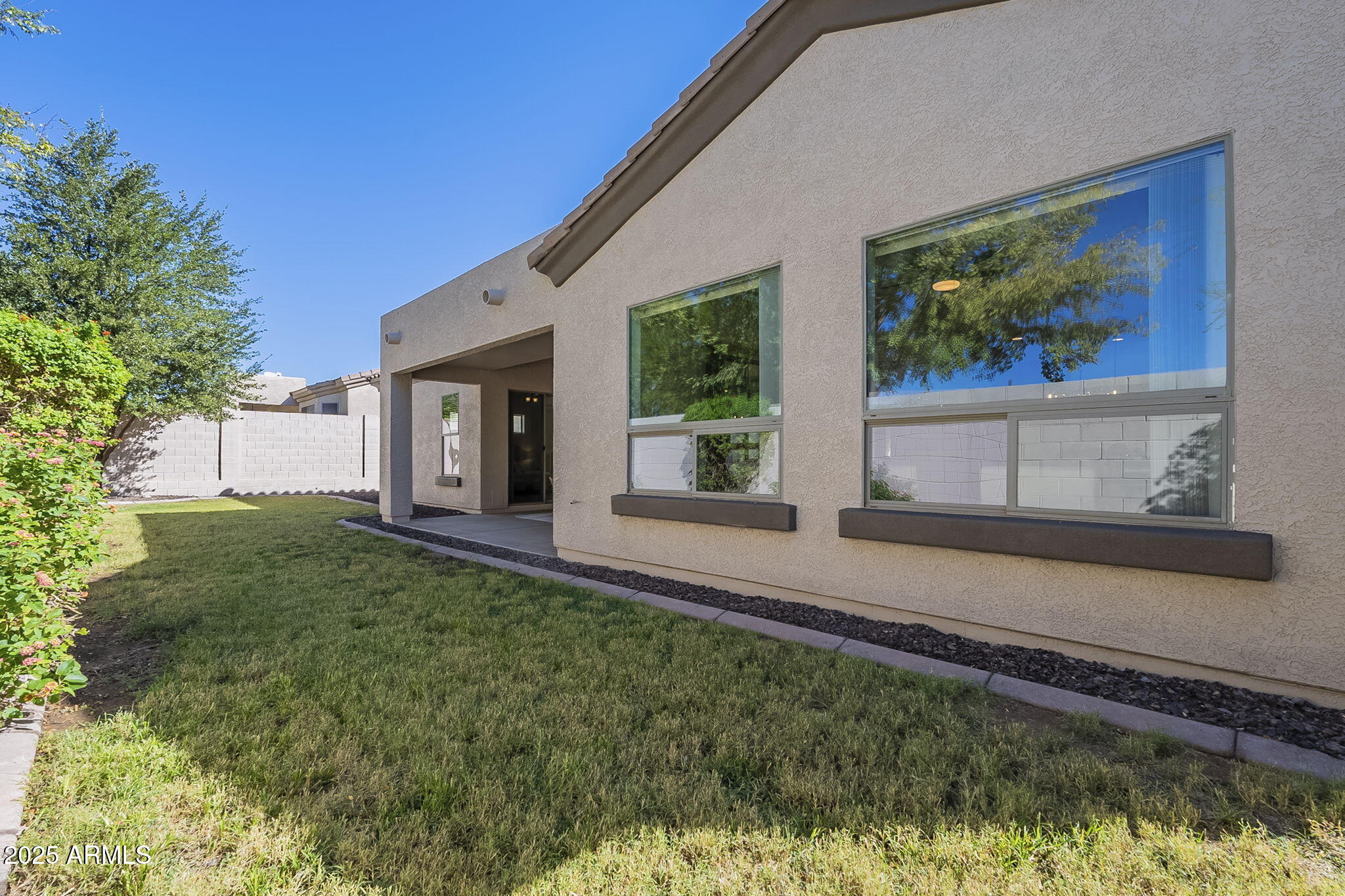 1240 N BERNARD Circle