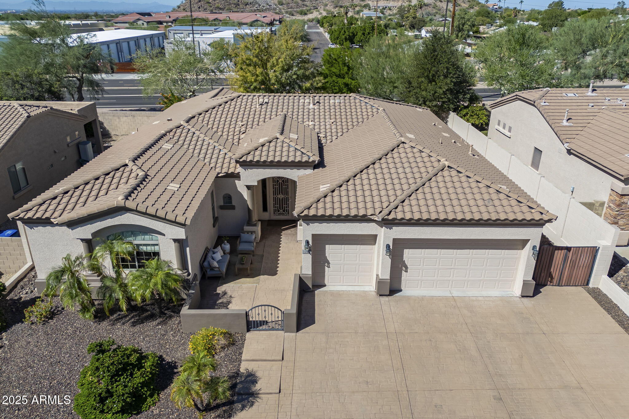 1240 N BERNARD Circle