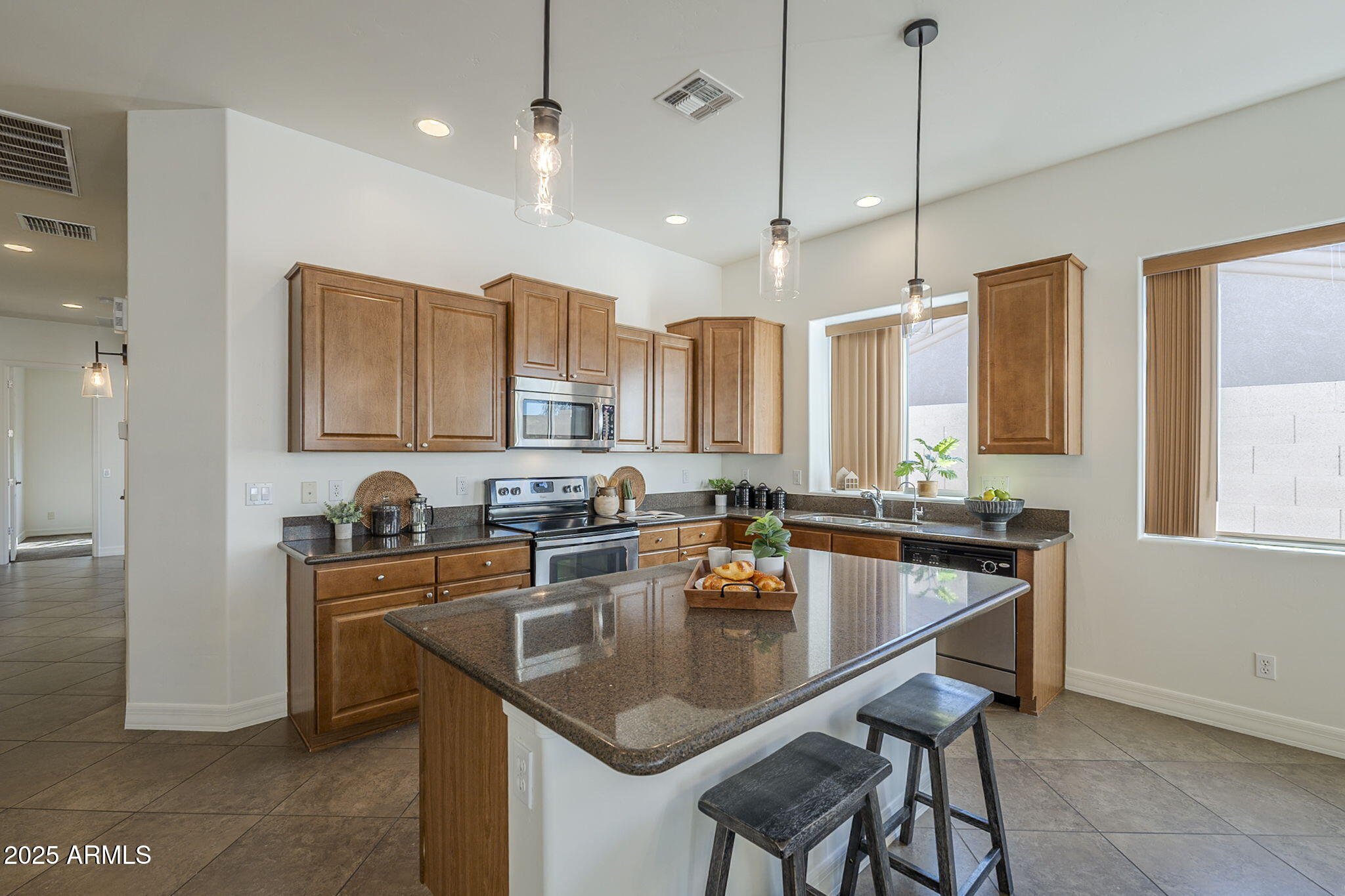 1240 N BERNARD Circle