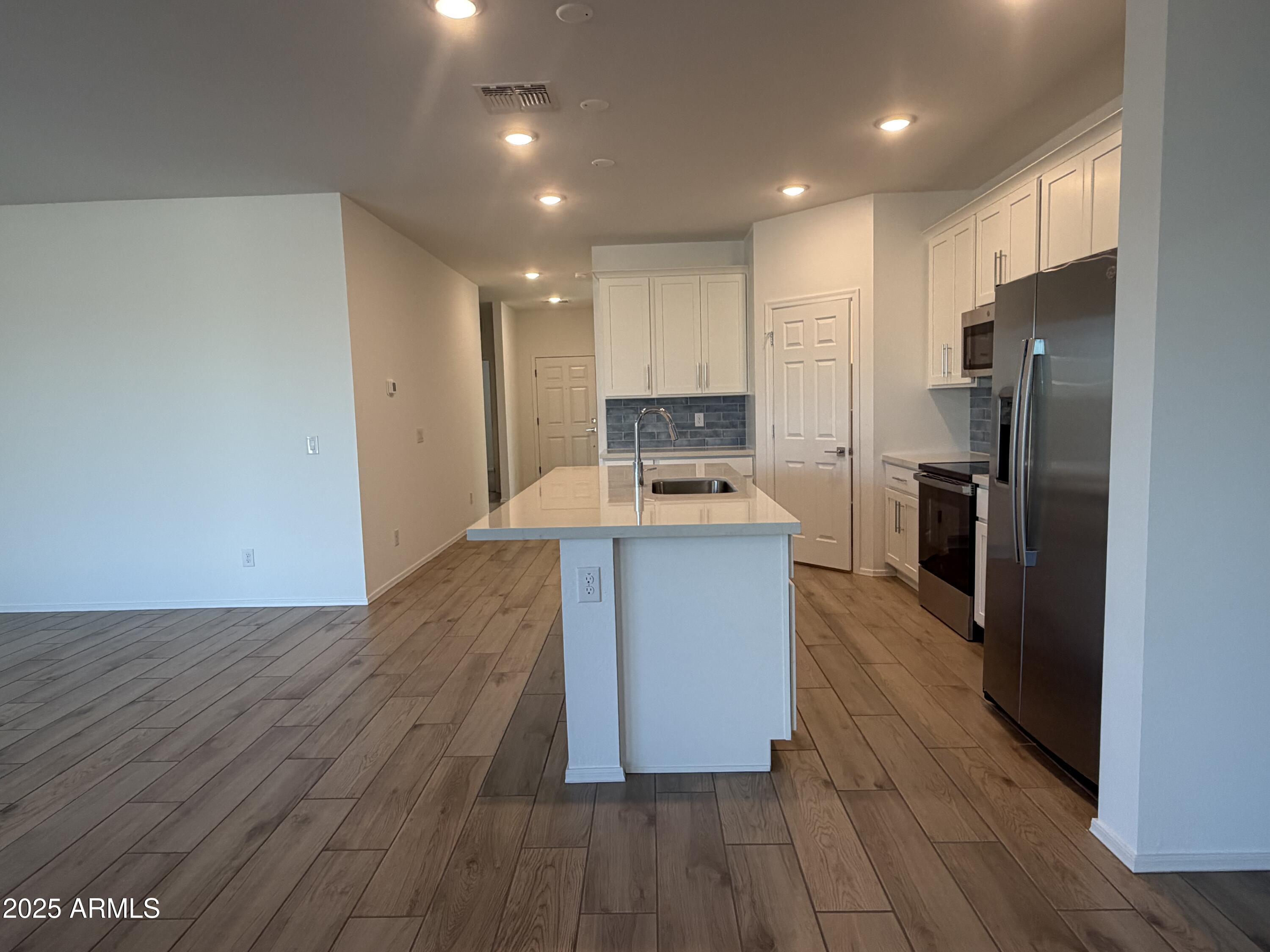 24168 W BOWKER Street