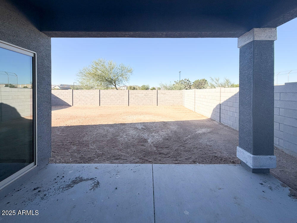 24168 W BOWKER Street