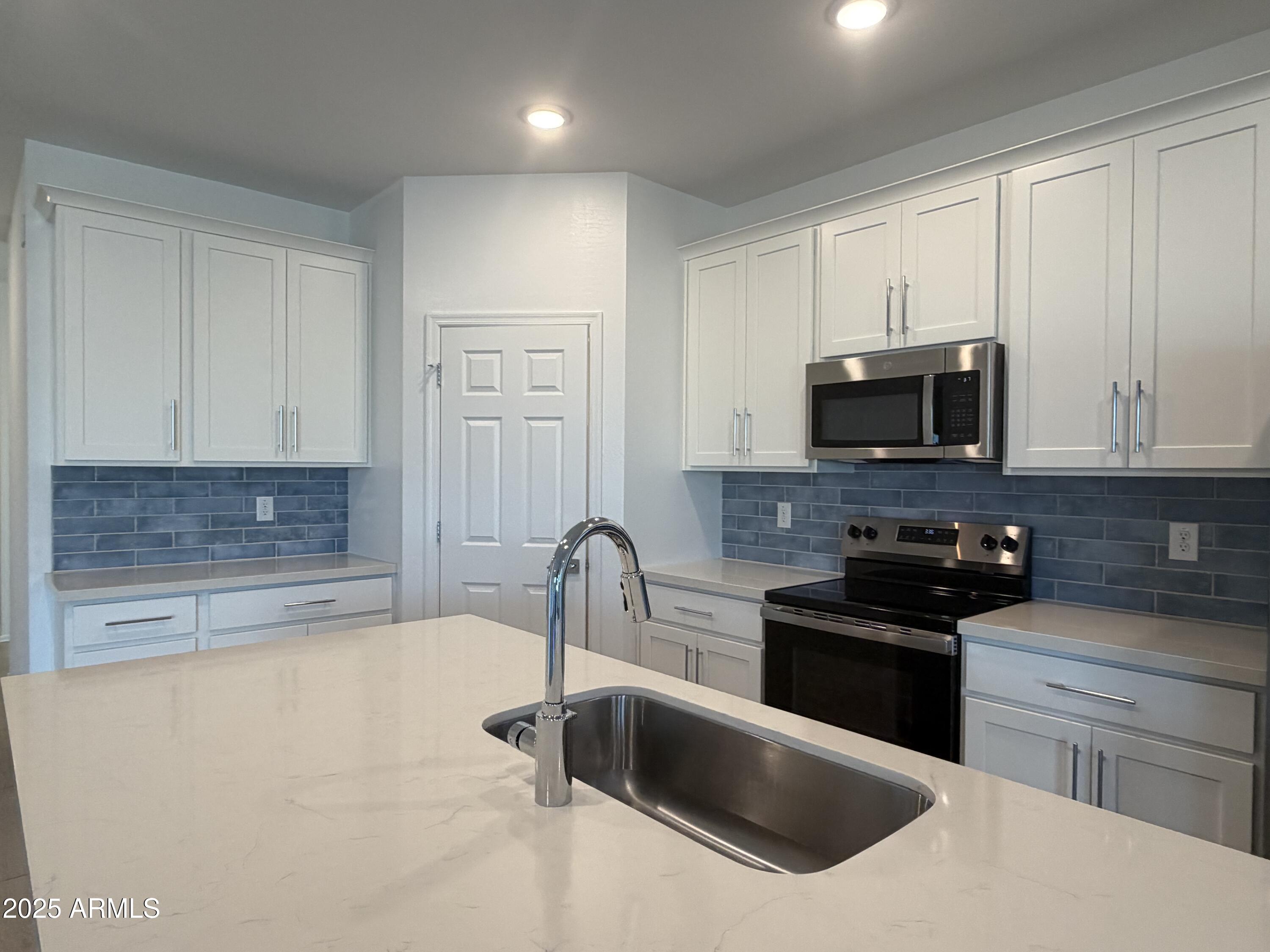 24168 W BOWKER Street