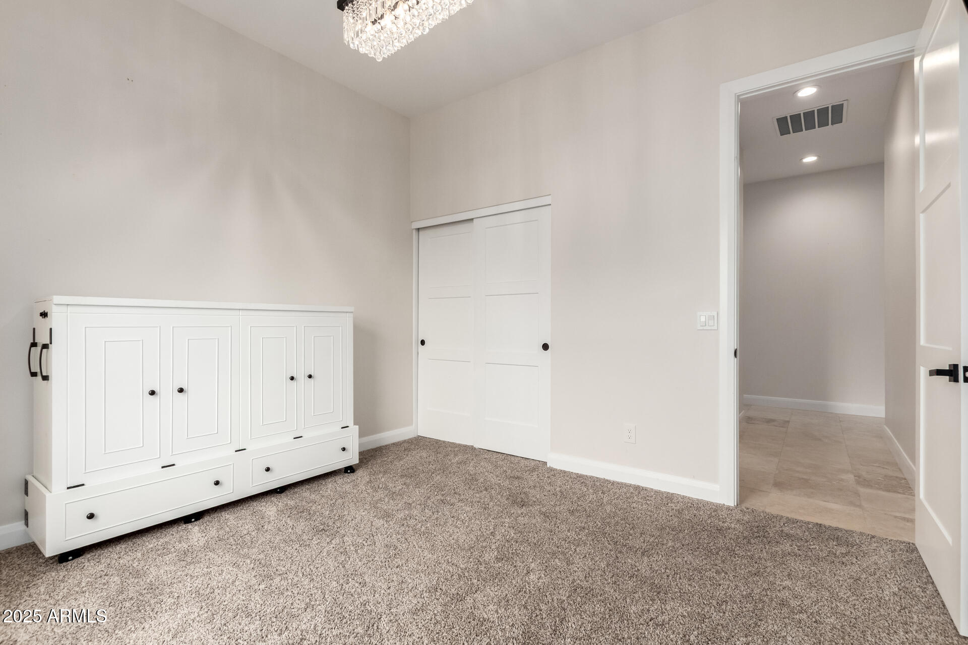 19731 W AMELIA Avenue