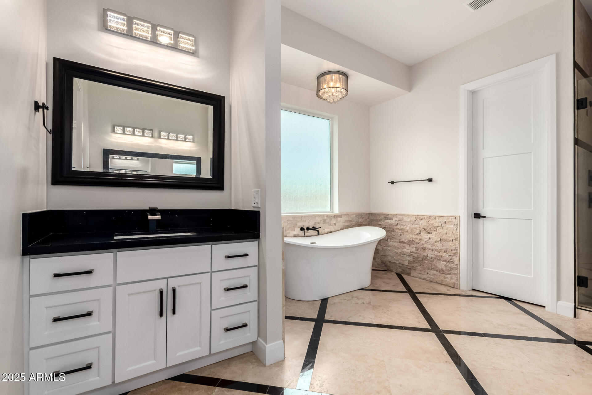 19731 W AMELIA Avenue