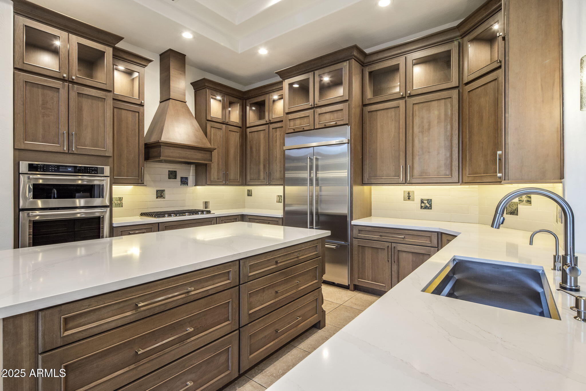 7846 E CANDELARIA Drive