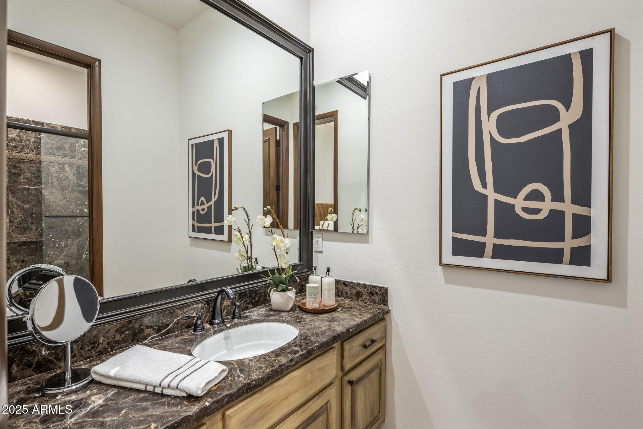 7846 E CANDELARIA Drive