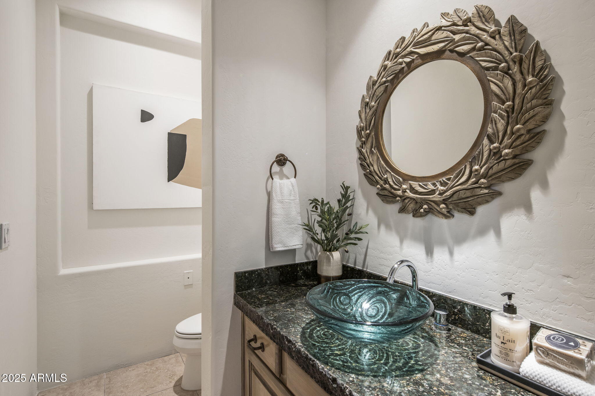 7846 E CANDELARIA Drive