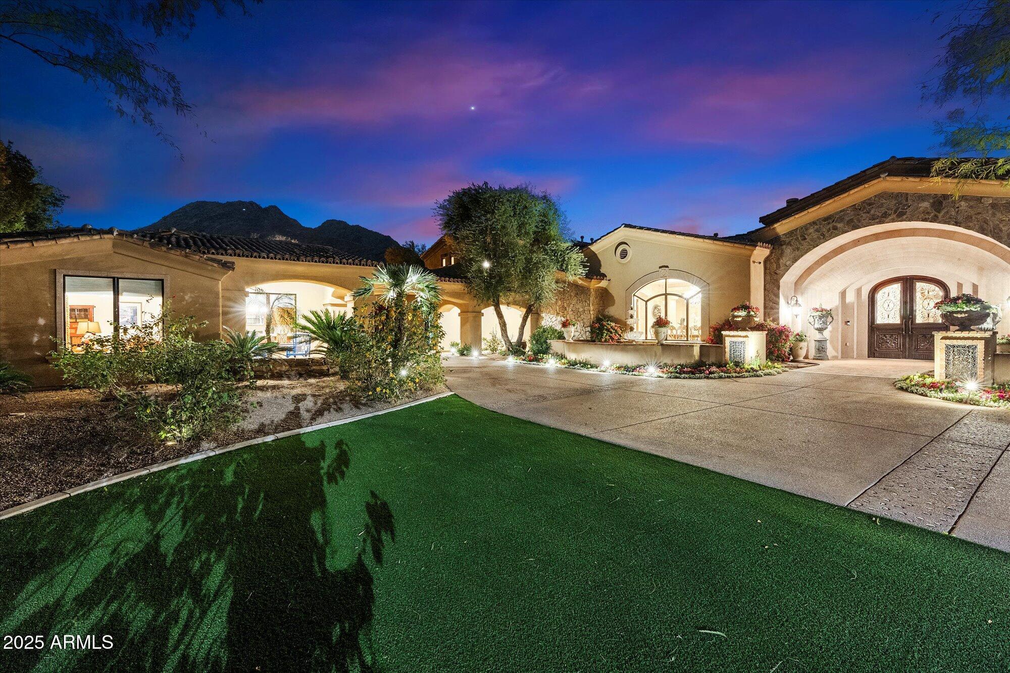 6402 E CHAPARRAL Road