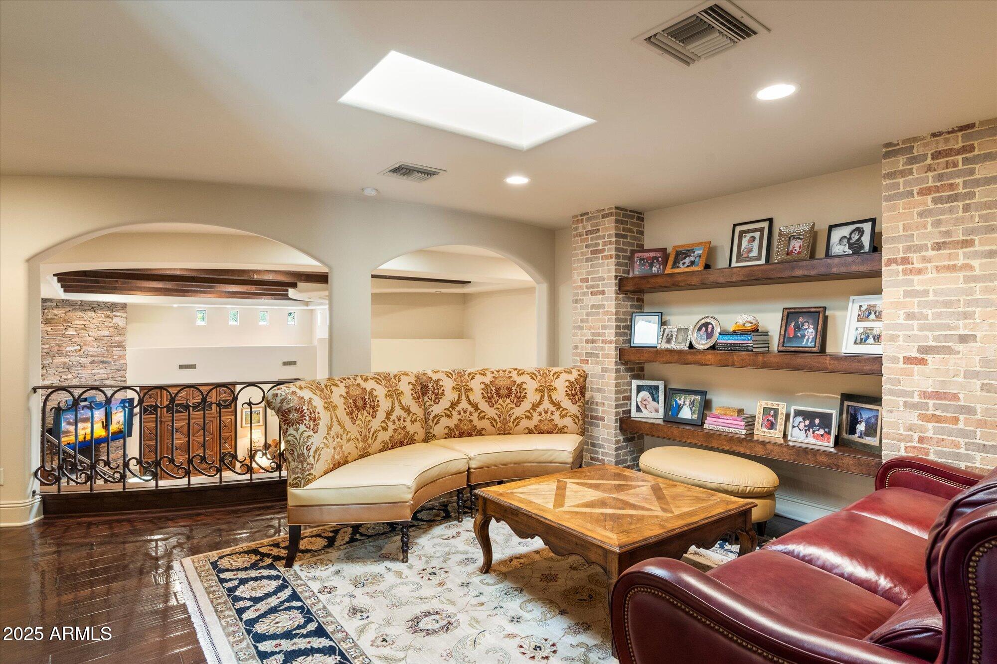 6402 E CHAPARRAL Road