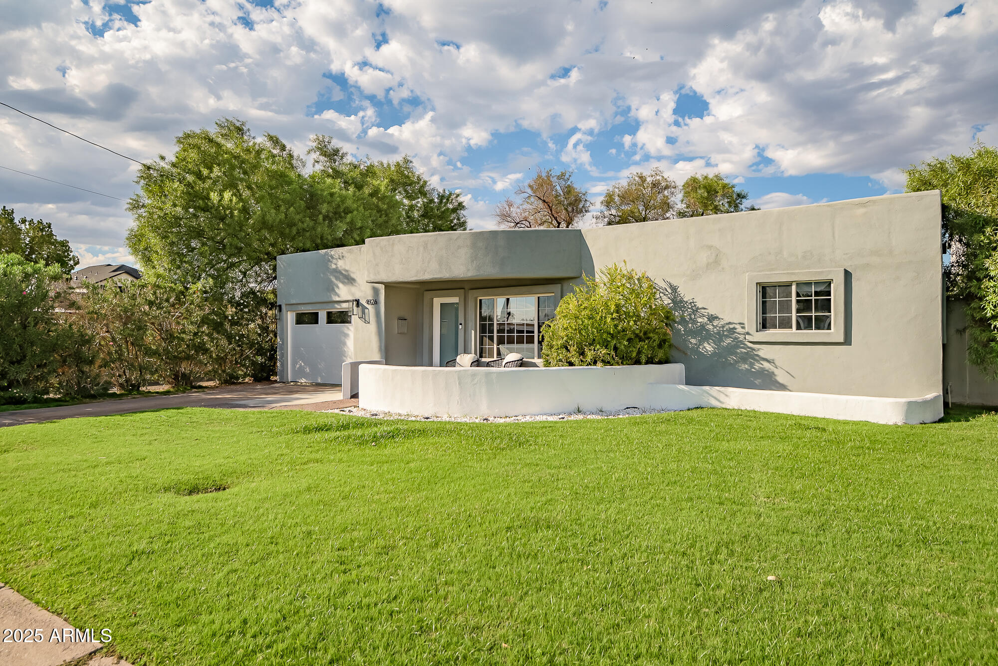 4526 E HEATHERBRAE Drive, Phoenix