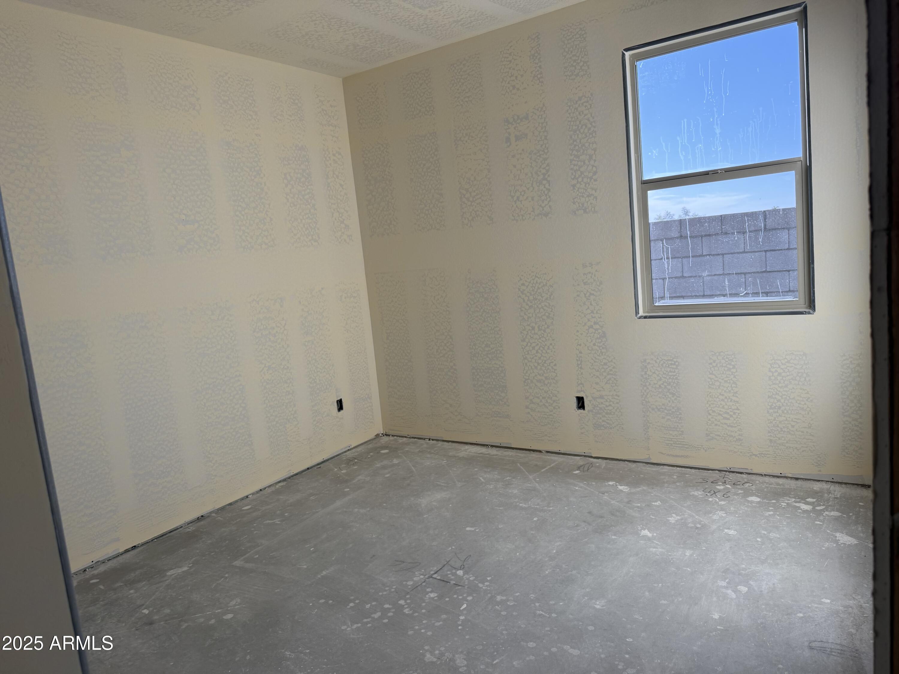 18277 W SOFT WIND Drive