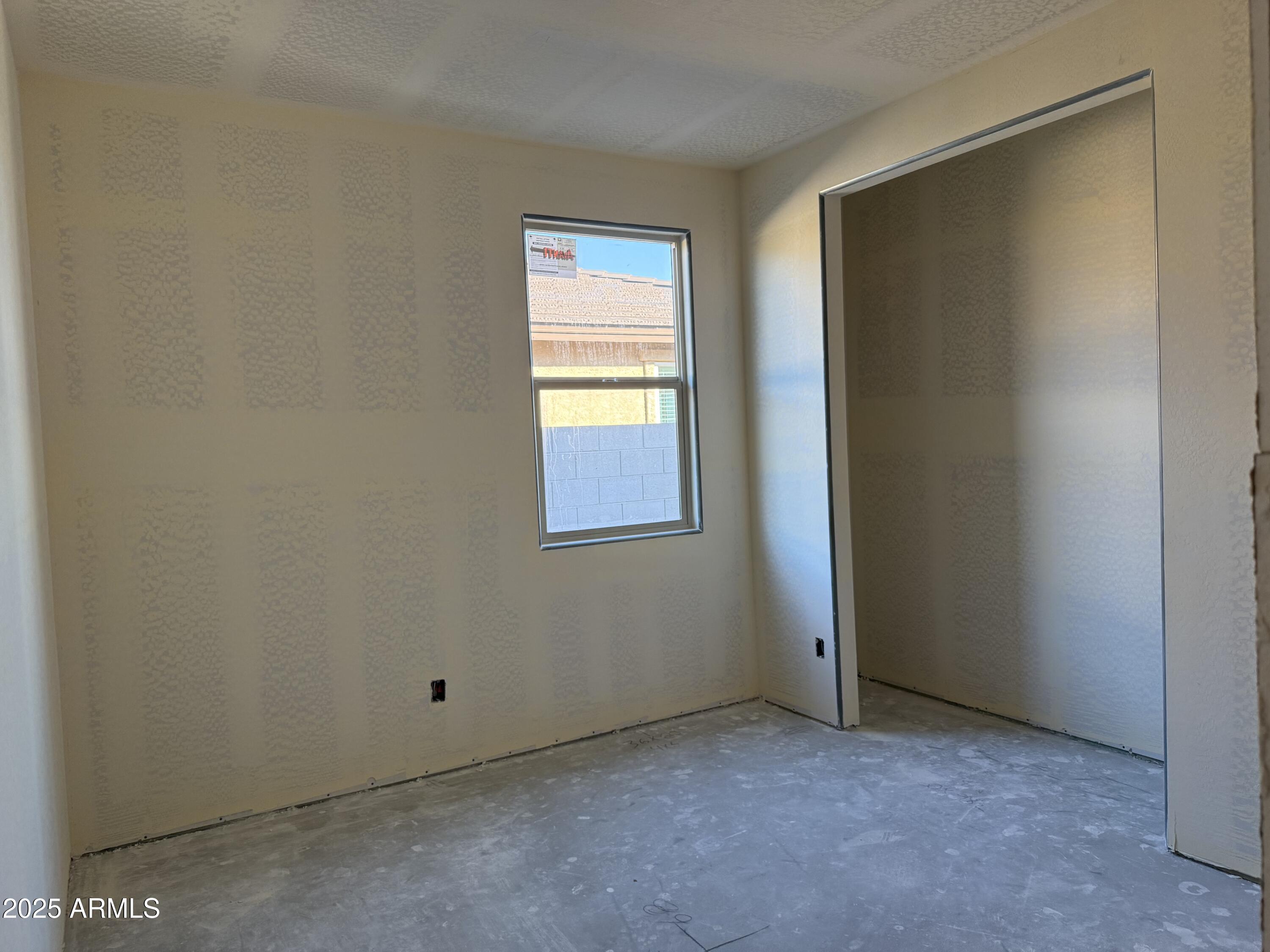 18277 W SOFT WIND Drive