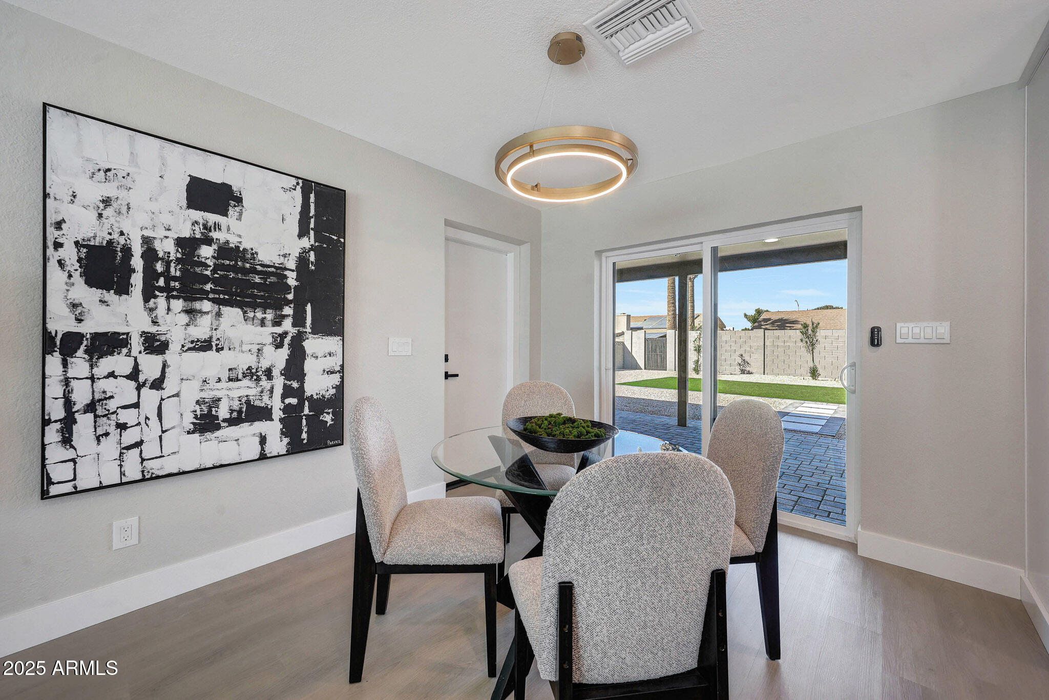 3116 W GELDING Drive