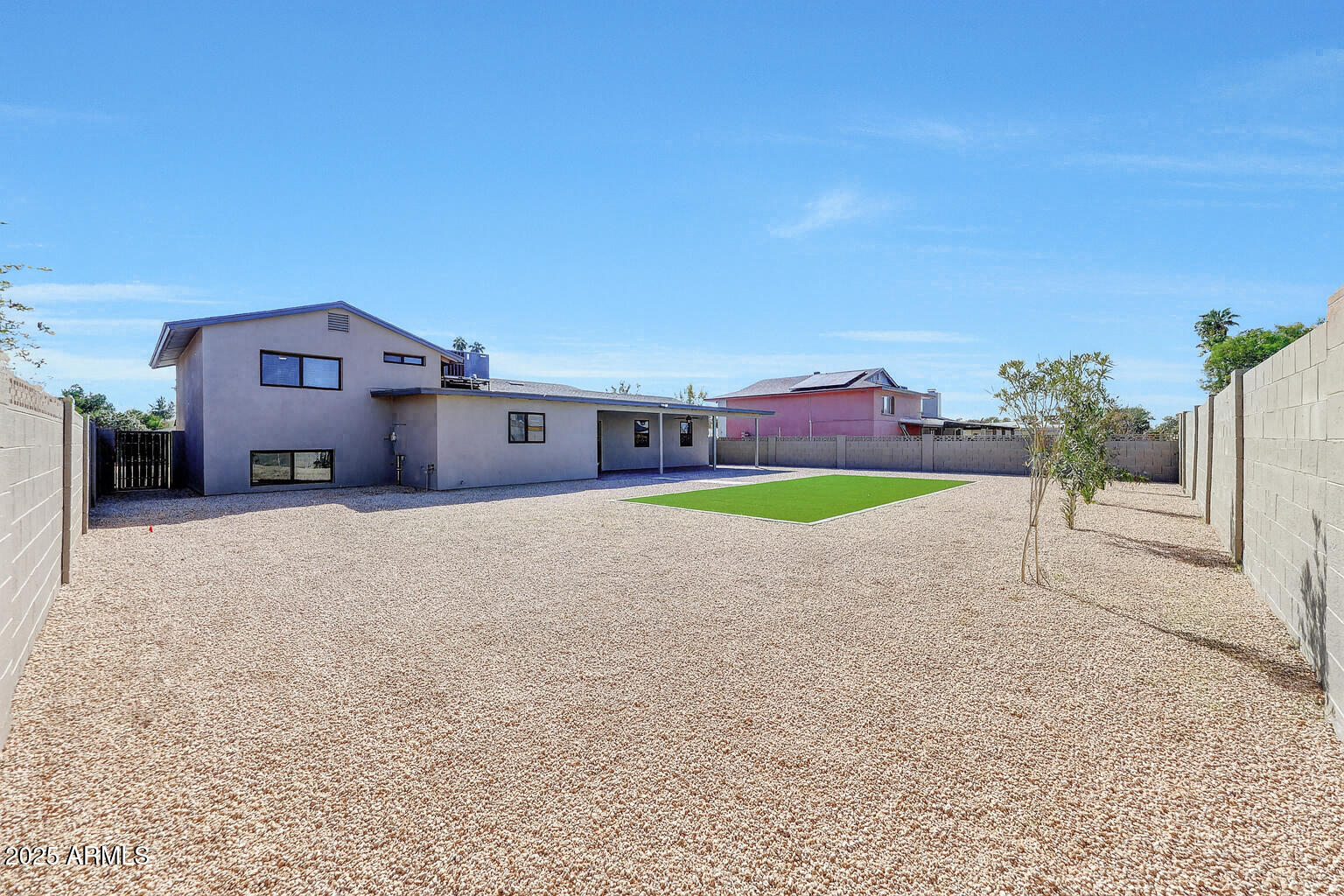 3116 W GELDING Drive