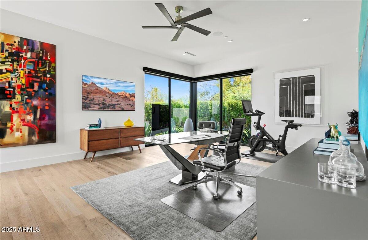 6802 E JOSHUA TREE Lane