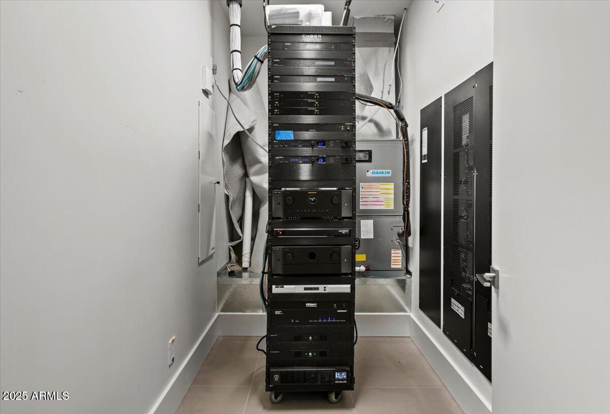 6802 E JOSHUA TREE Lane