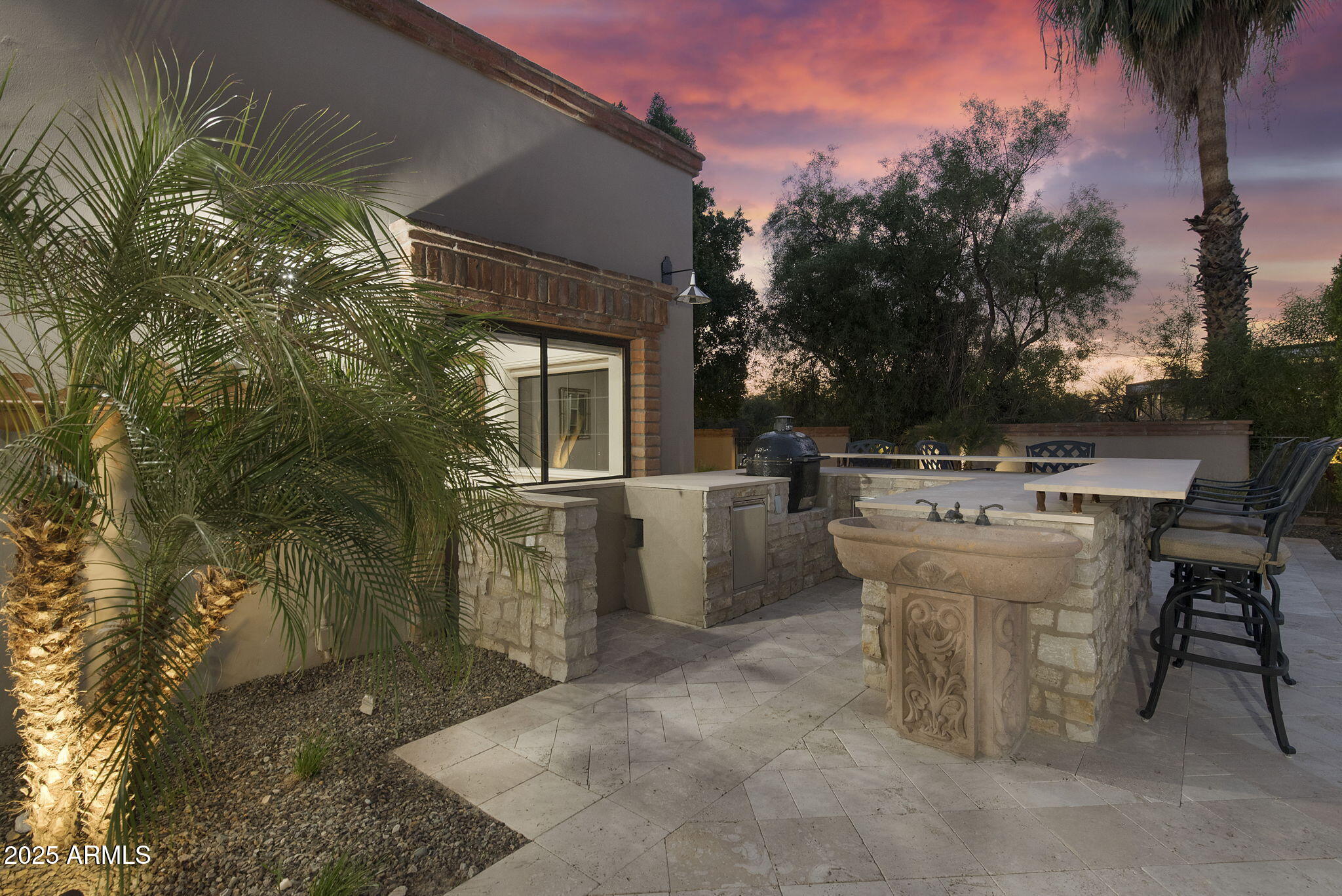 5824 N 33RD Place N