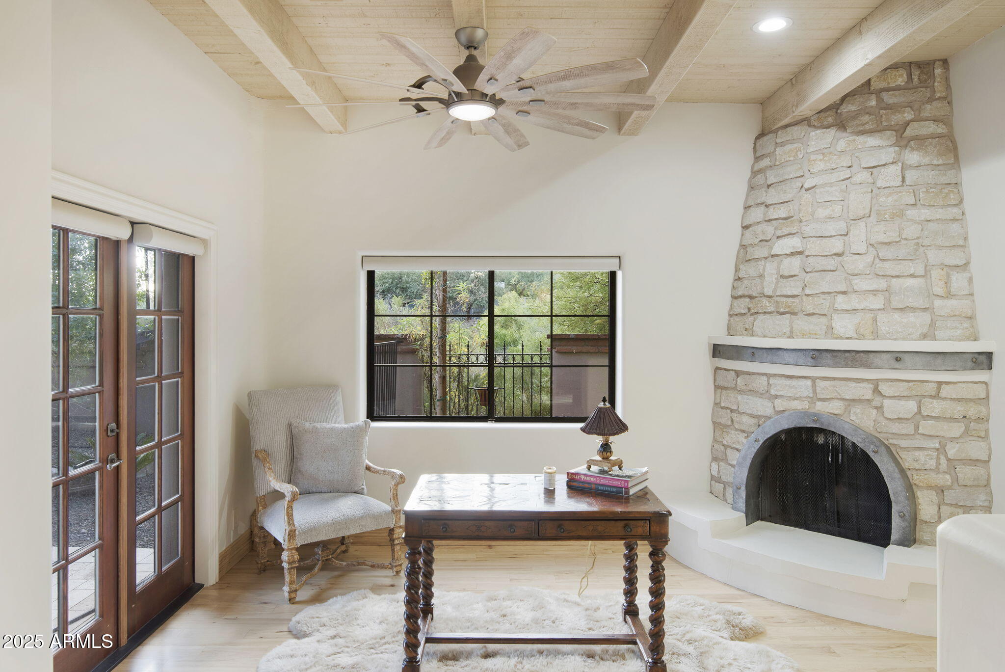 5824 N 33RD Place N