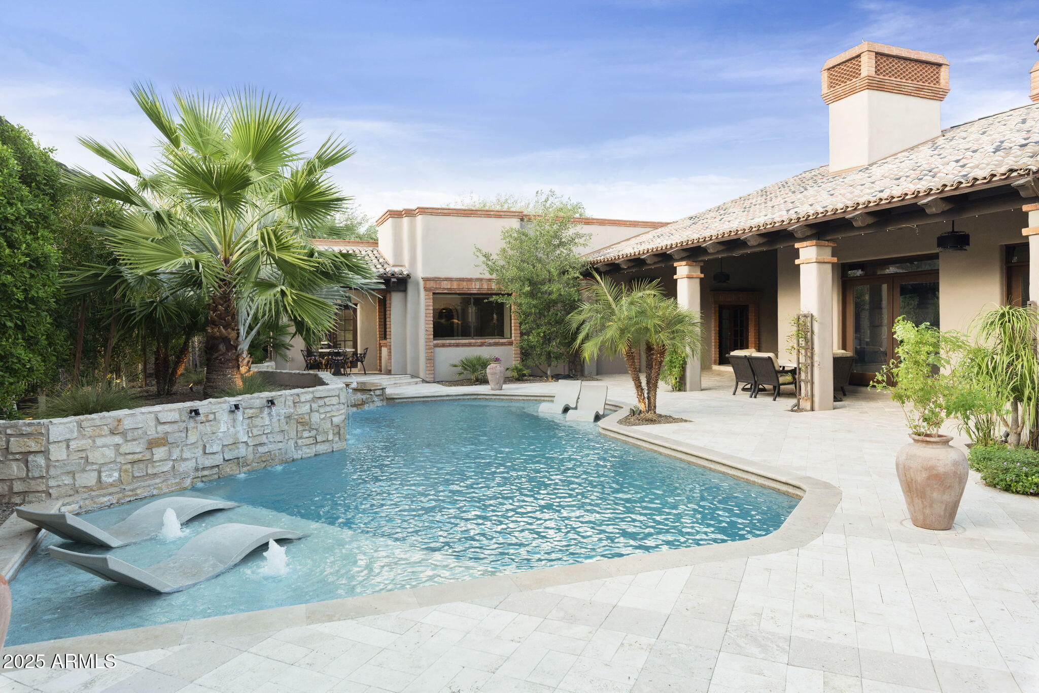 5824 N 33RD Place N
