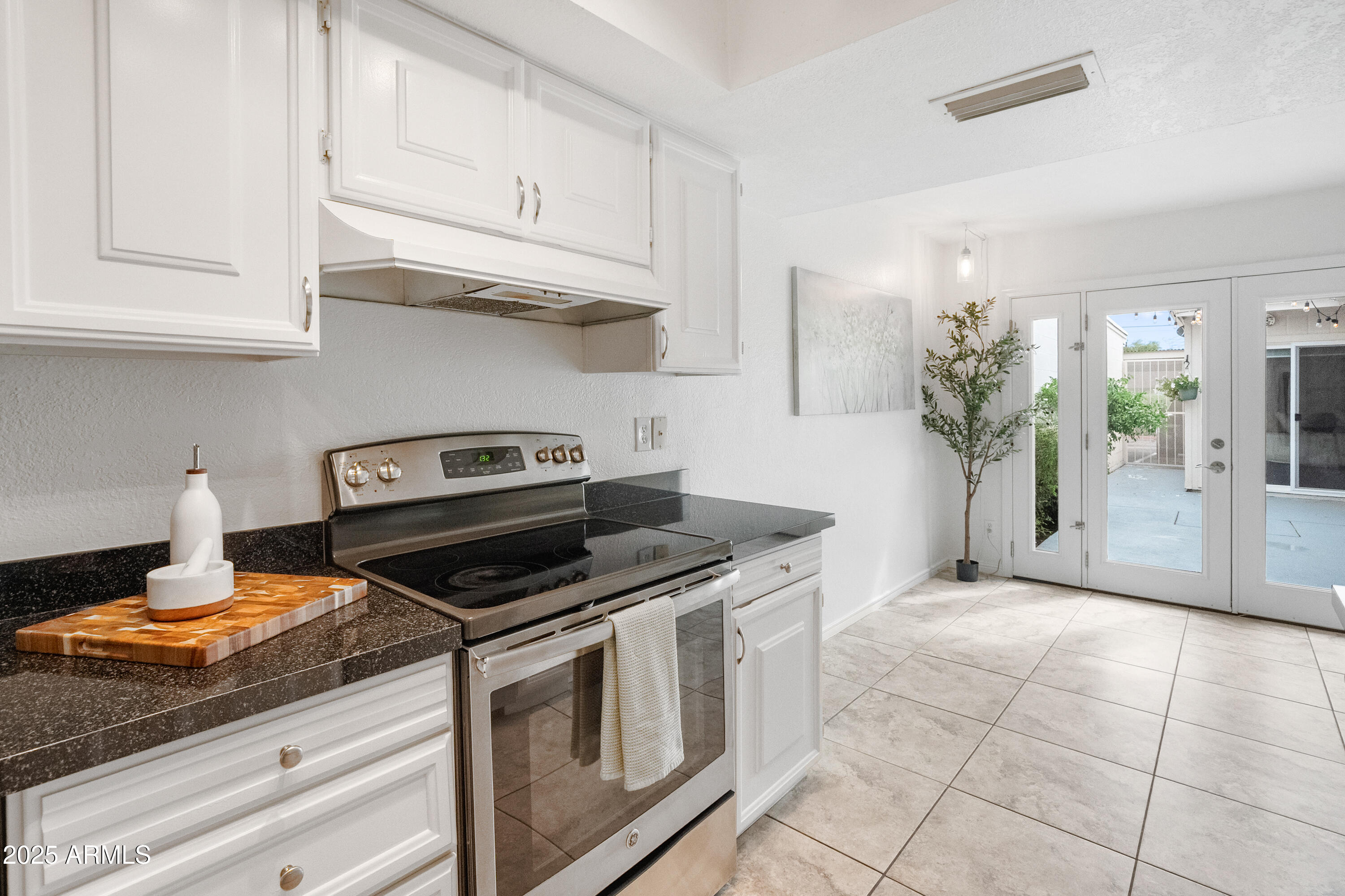 3928 N GRANITE REEF Road, Scottsdale