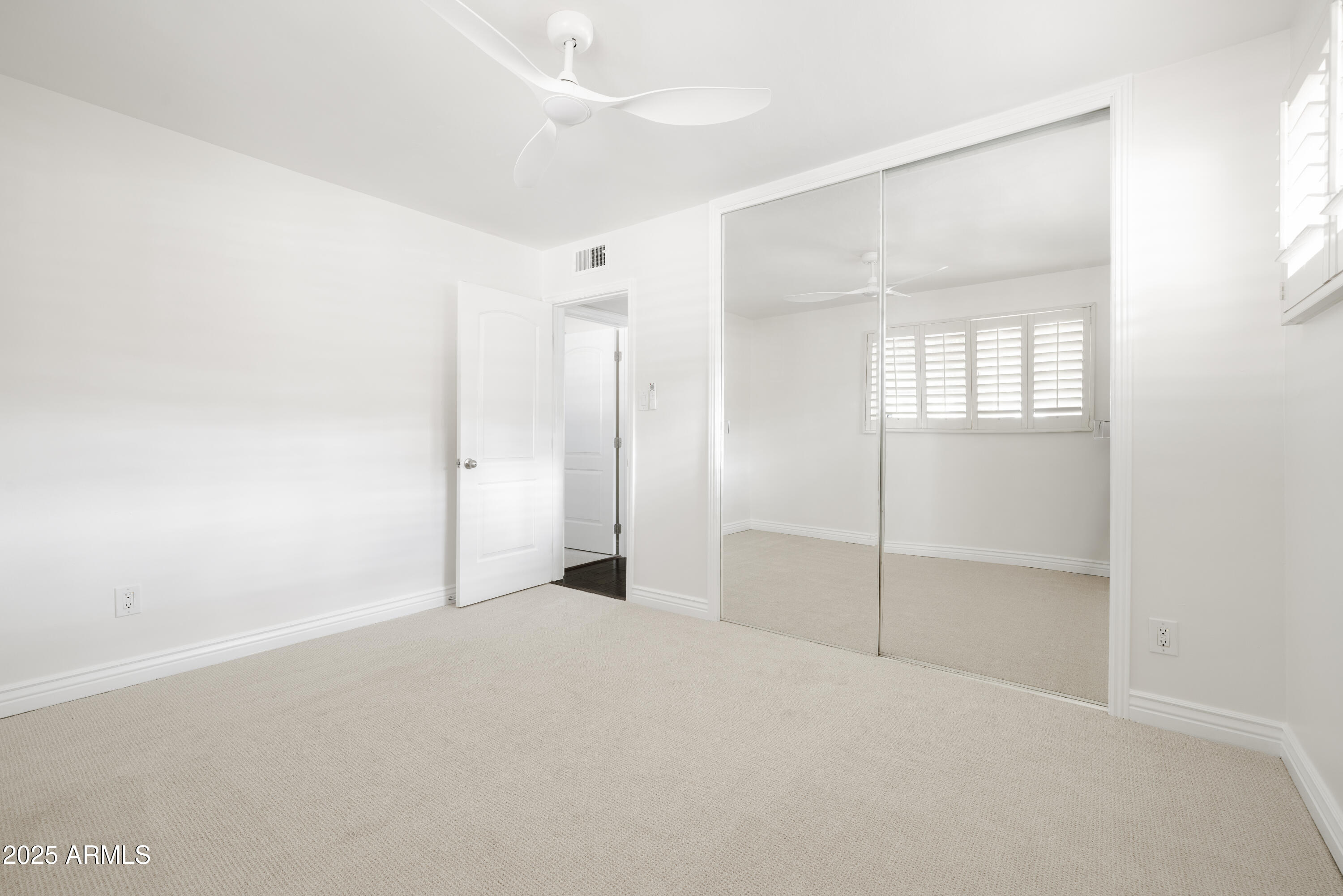 1208 W MEDLOCK Drive, Phoenix