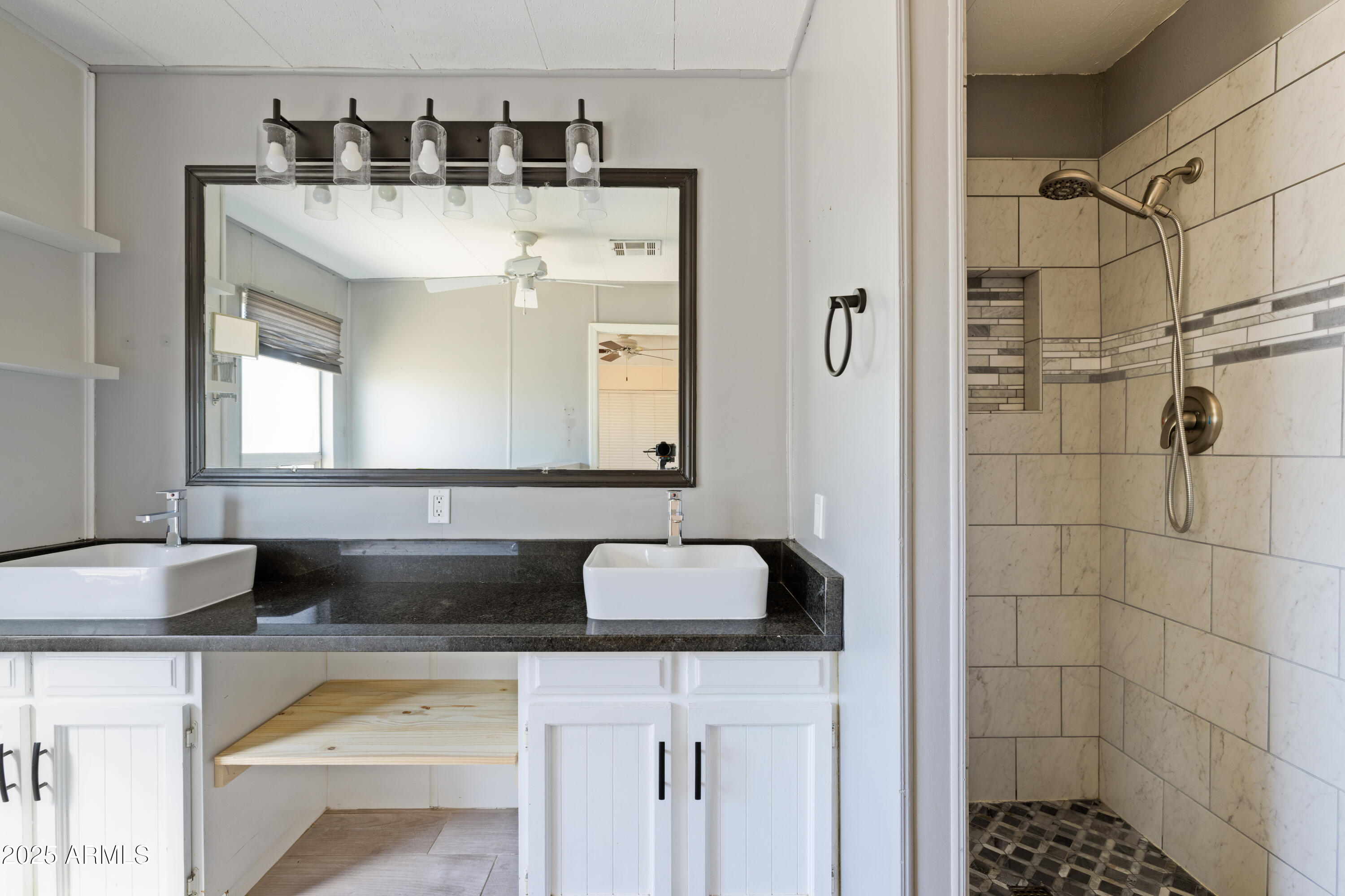 25424 S MONTANA Avenue, Sun Lakes