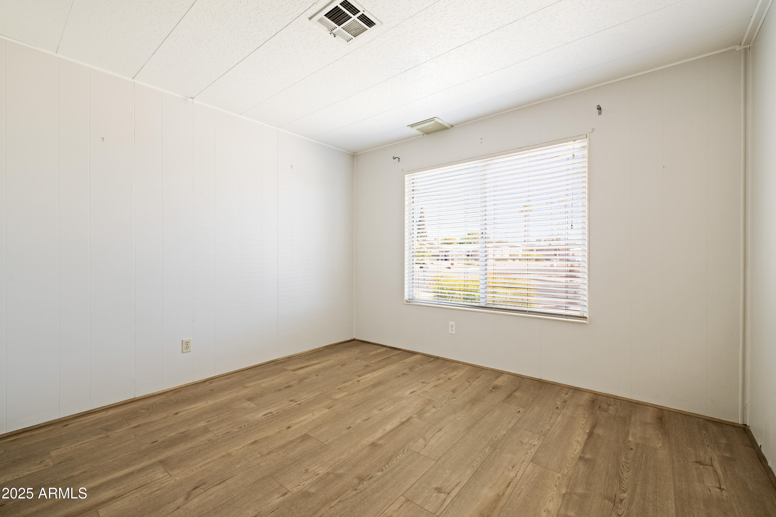 25424 S MONTANA Avenue, Sun Lakes