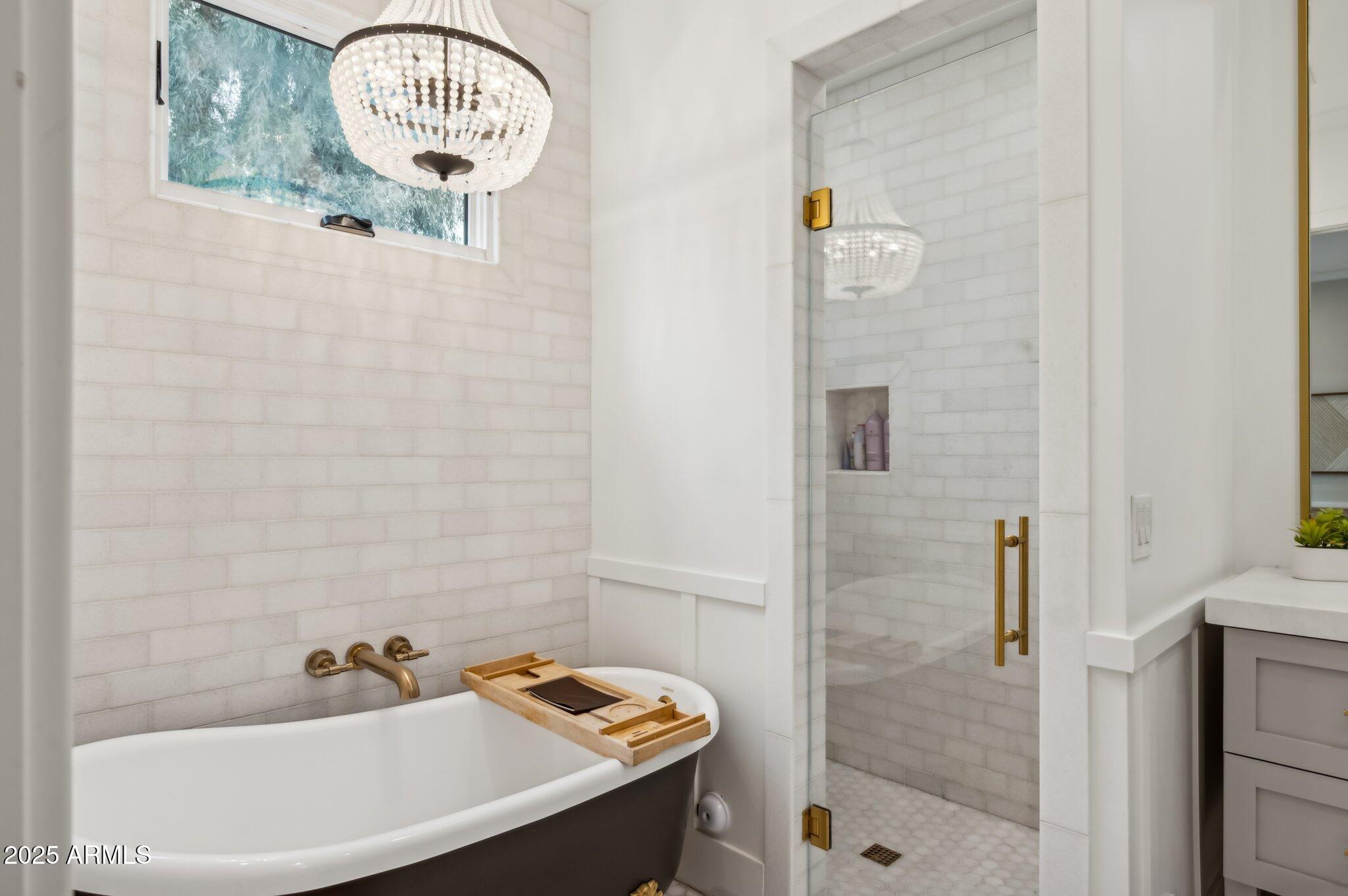 8624 E CAROL Way, Scottsdale