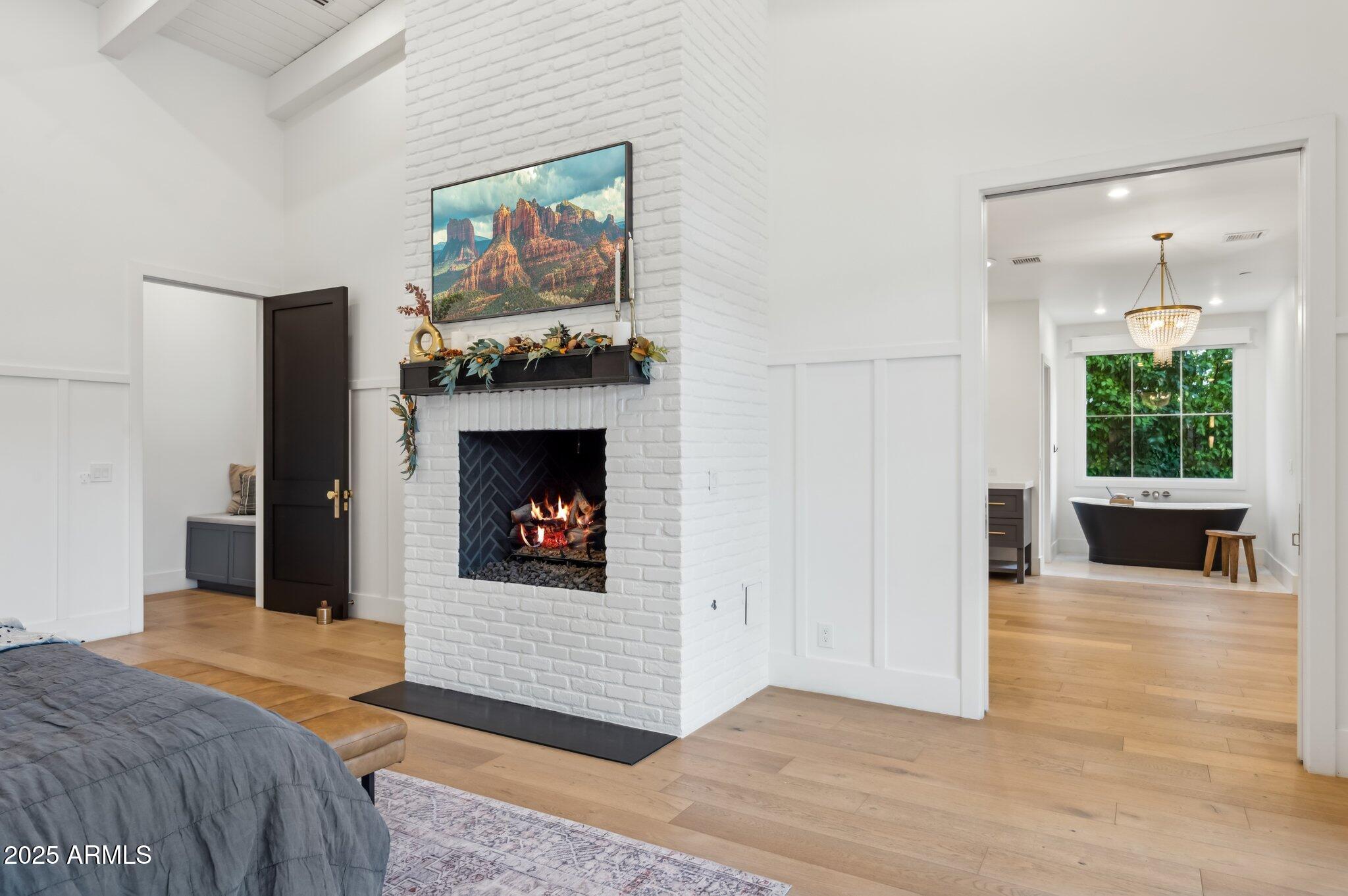 8624 E CAROL Way, Scottsdale