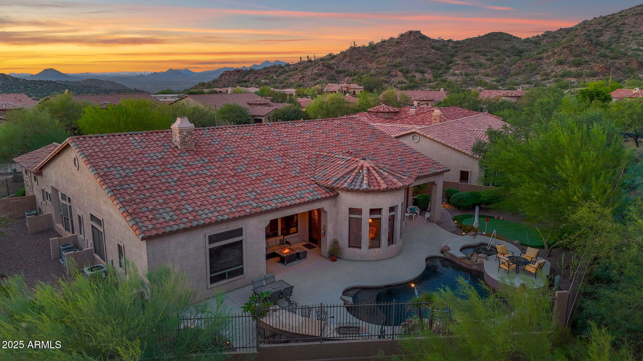 4207 N ARBOLES Circle