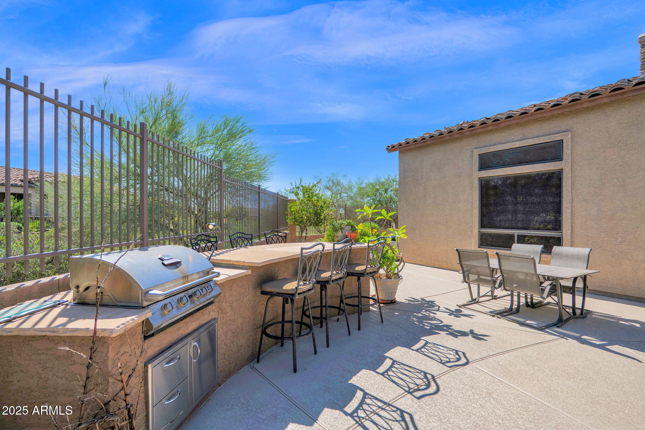 4207 N ARBOLES Circle