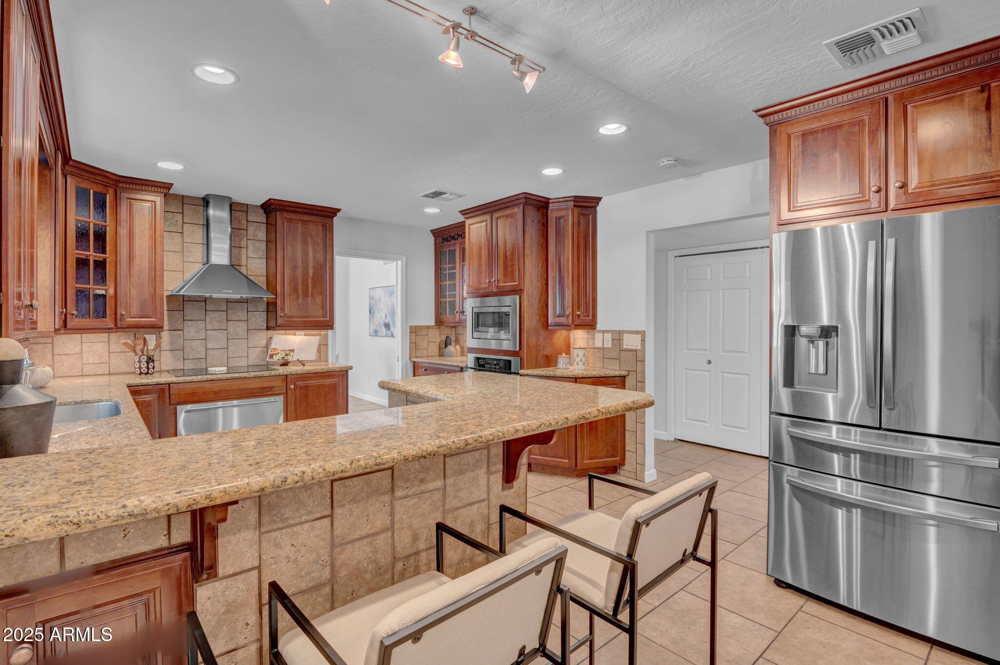 1840 E NICOLET Avenue, Phoenix