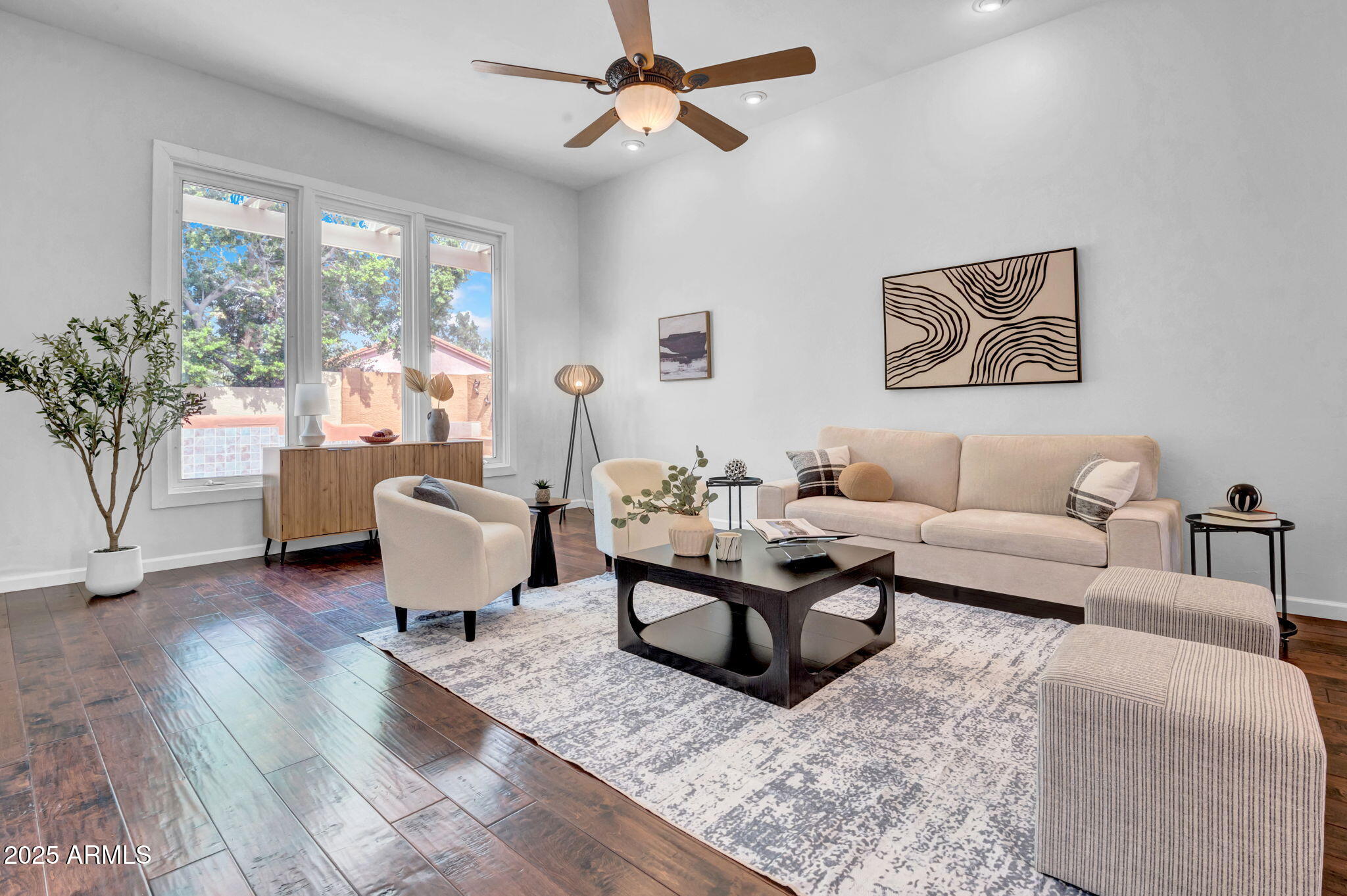 1840 E NICOLET Avenue, Phoenix