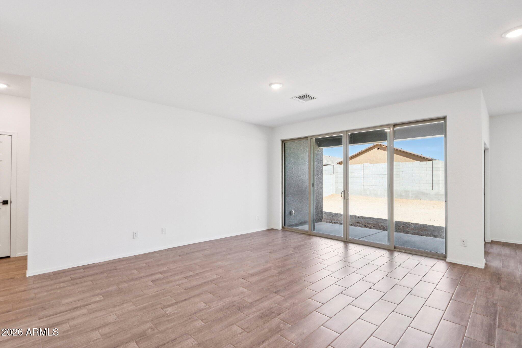 24216 W BOWKER Street, Buckeye