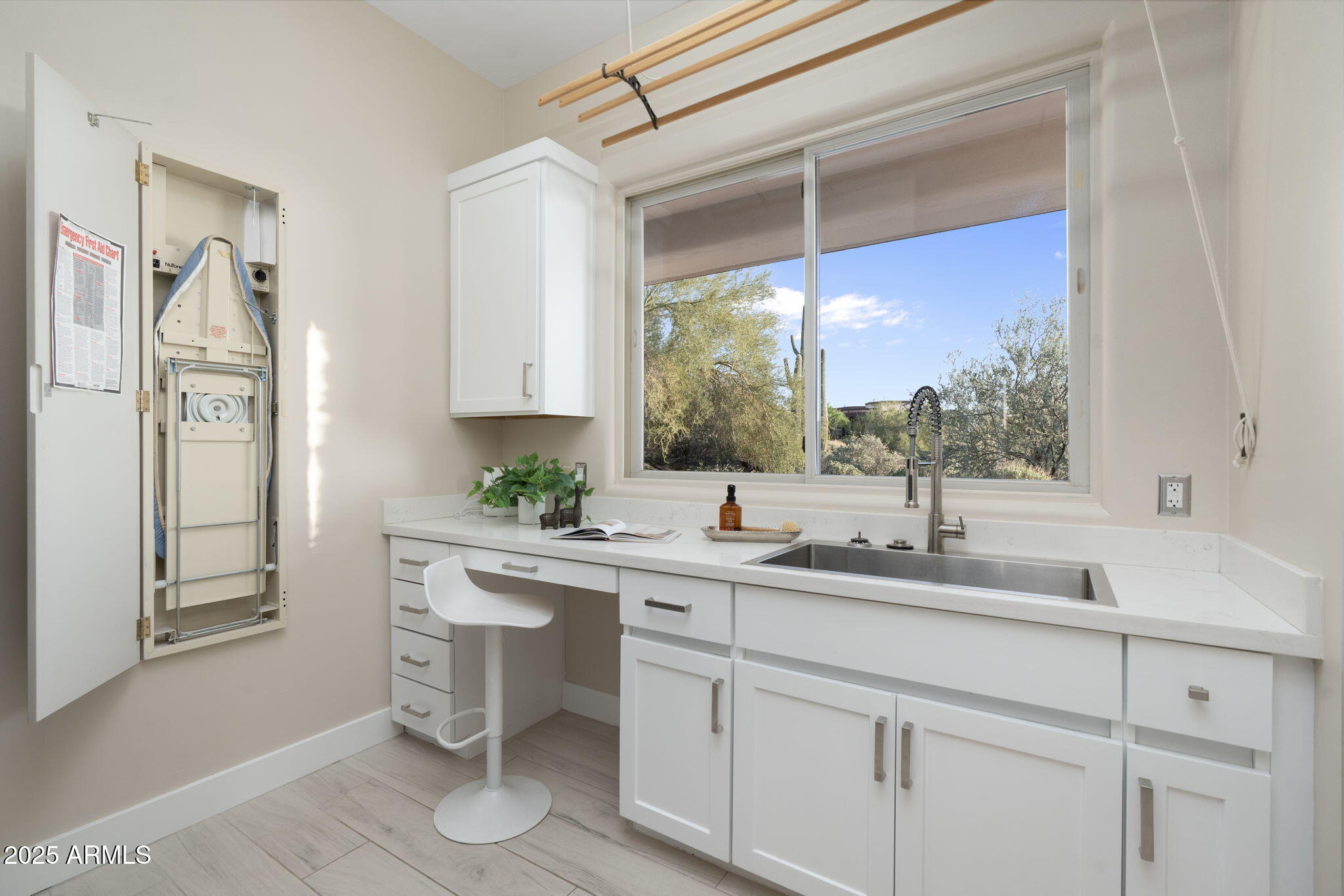 5950 E RESTIN Road, Cave Creek