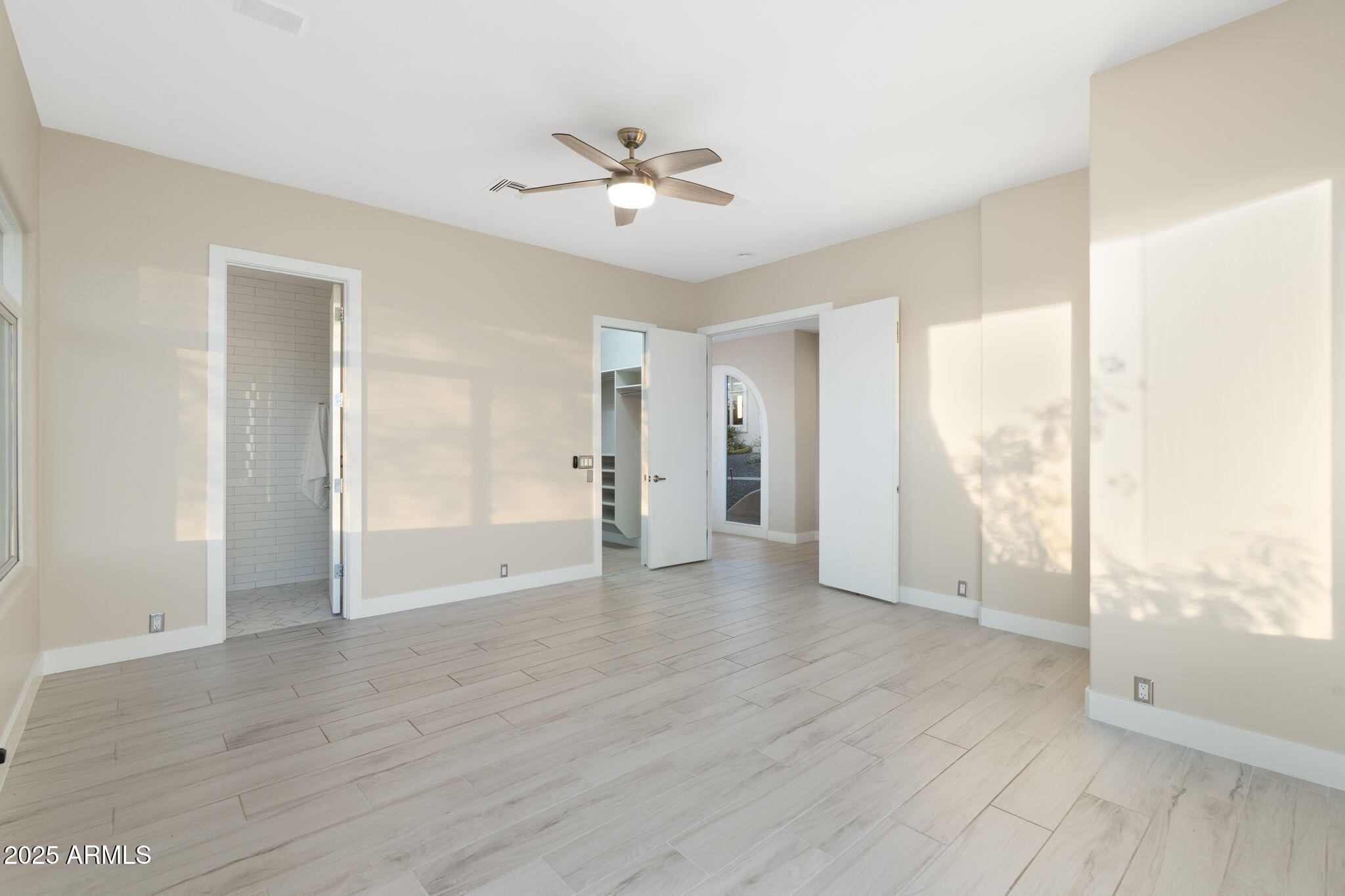 5950 E RESTIN Road, Cave Creek