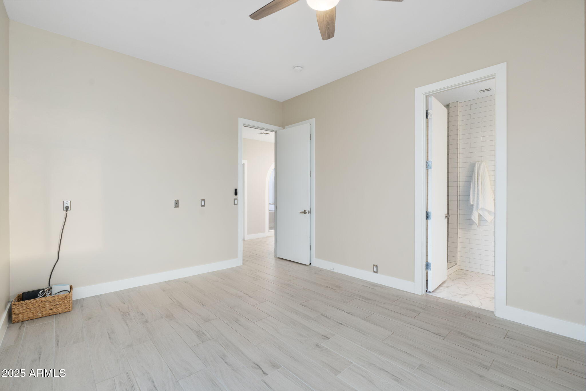 5950 E RESTIN Road, Cave Creek