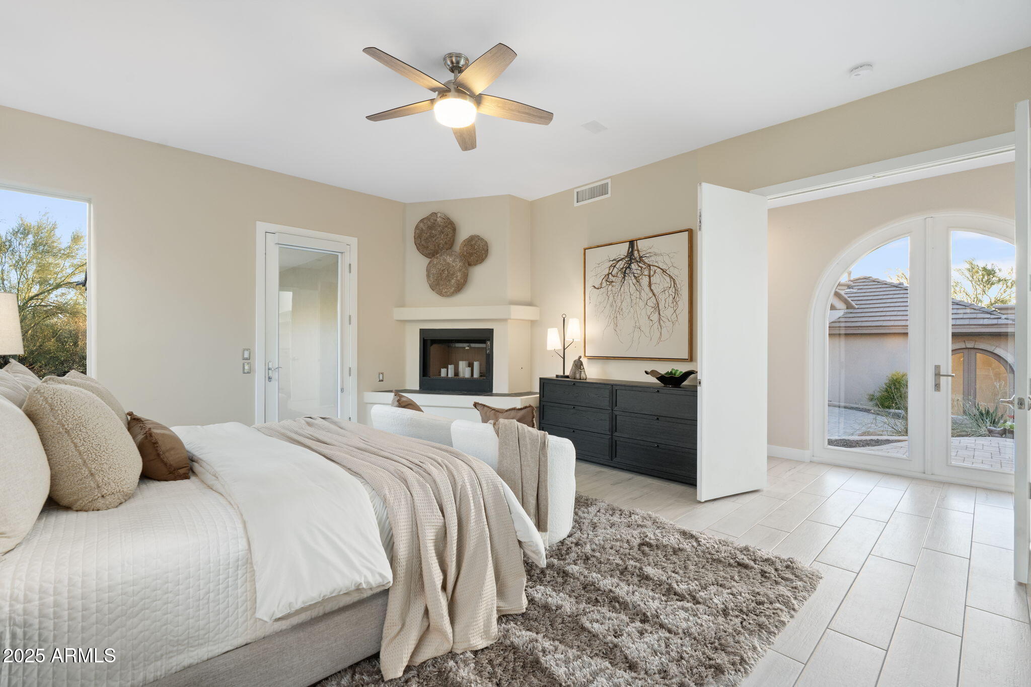 5950 E RESTIN Road, Cave Creek