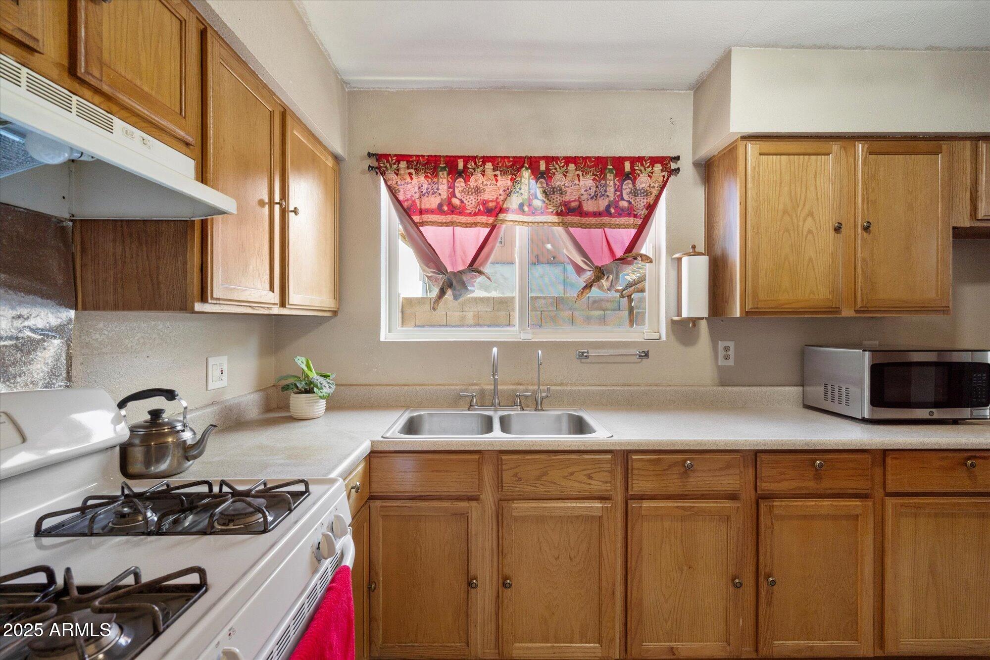 6148 W FLOWER Street, Phoenix