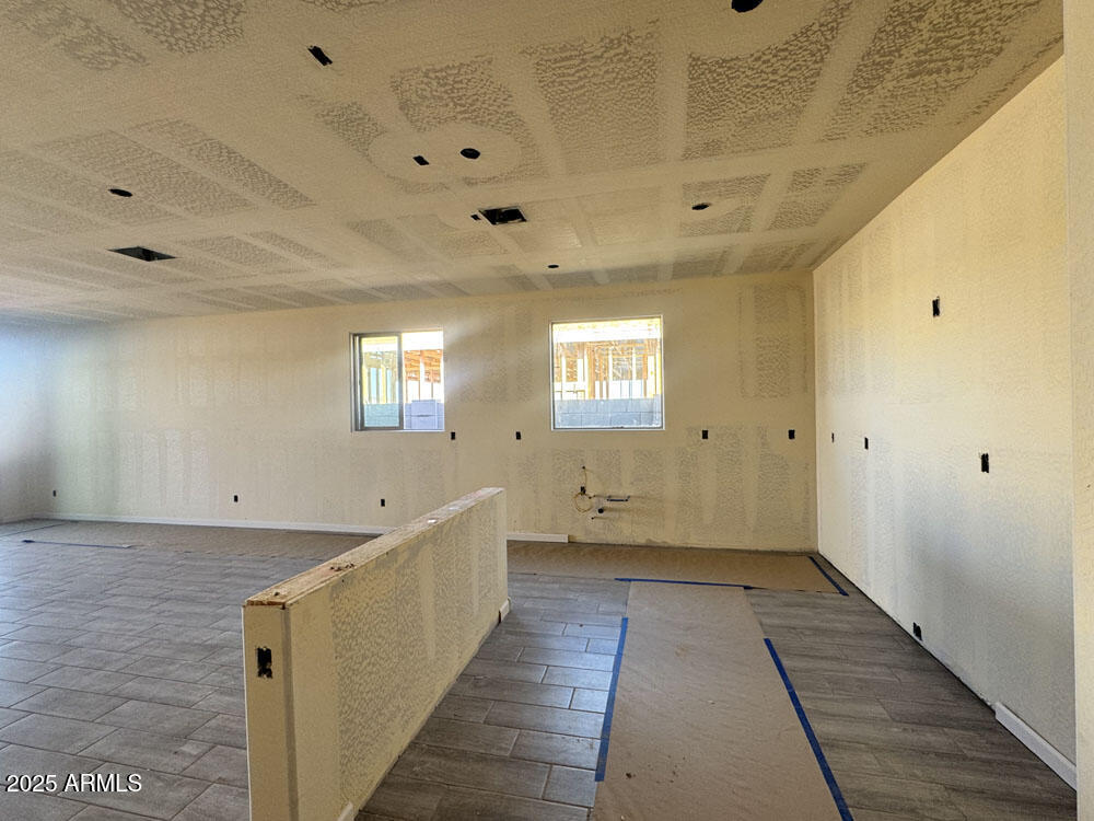 15728 W CAMDEN Avenue, Waddell