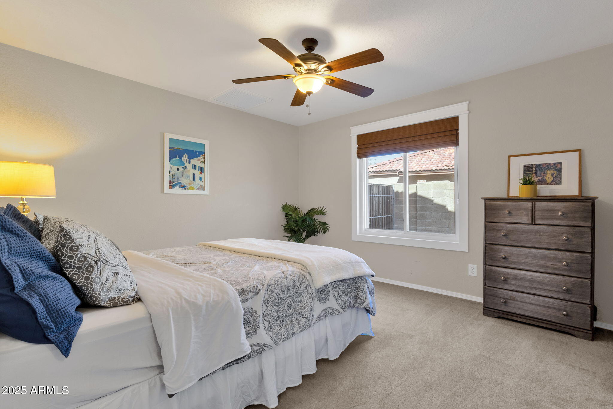 6361 W GROVERS Avenue, Glendale