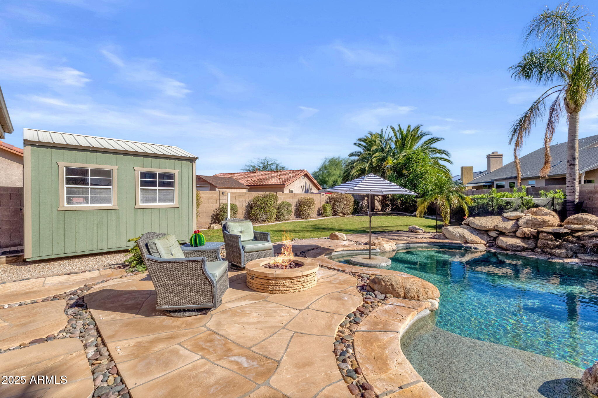 6361 W GROVERS Avenue, Glendale