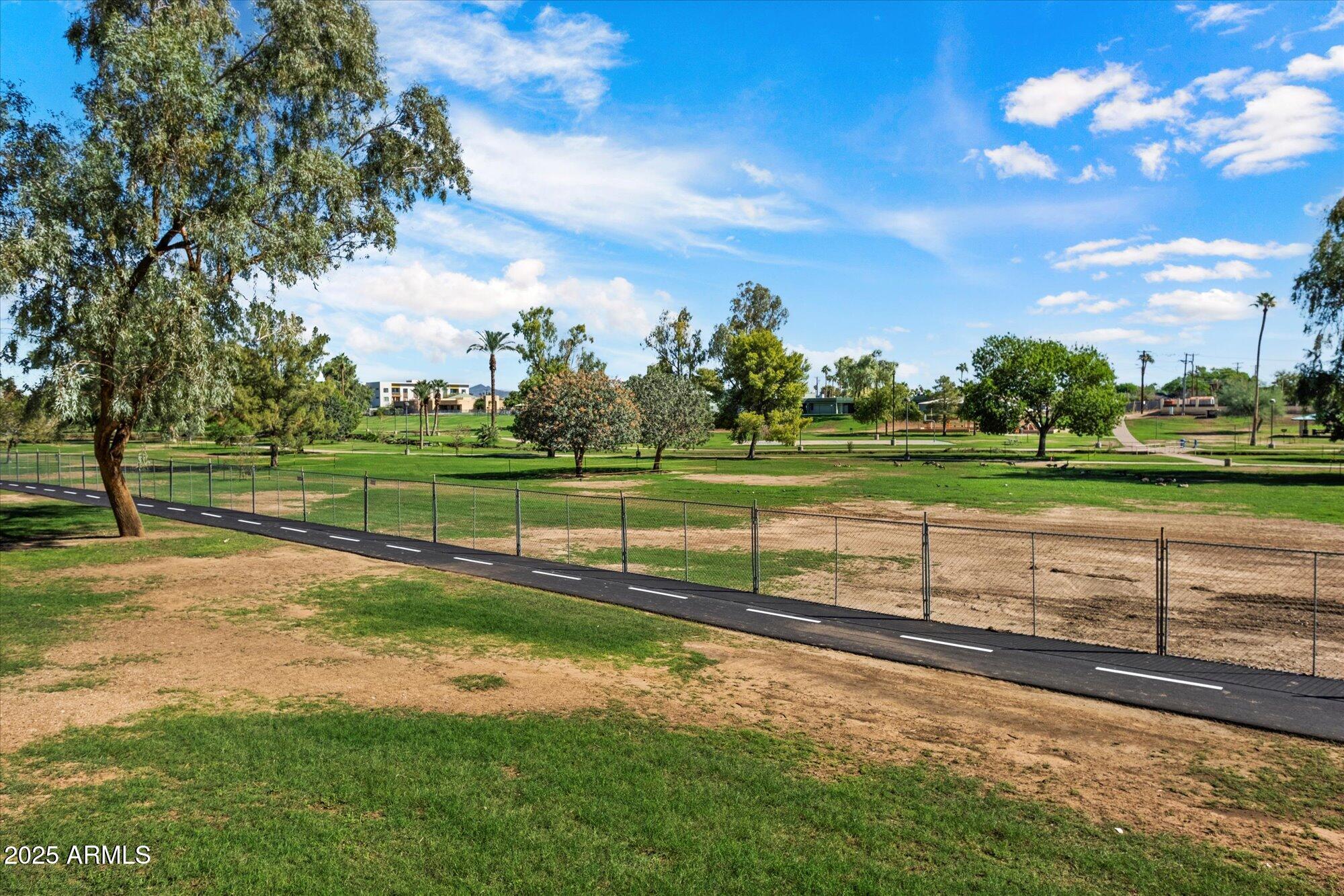 1211 N MILLER Road, 224, Scottsdale Unit: 224