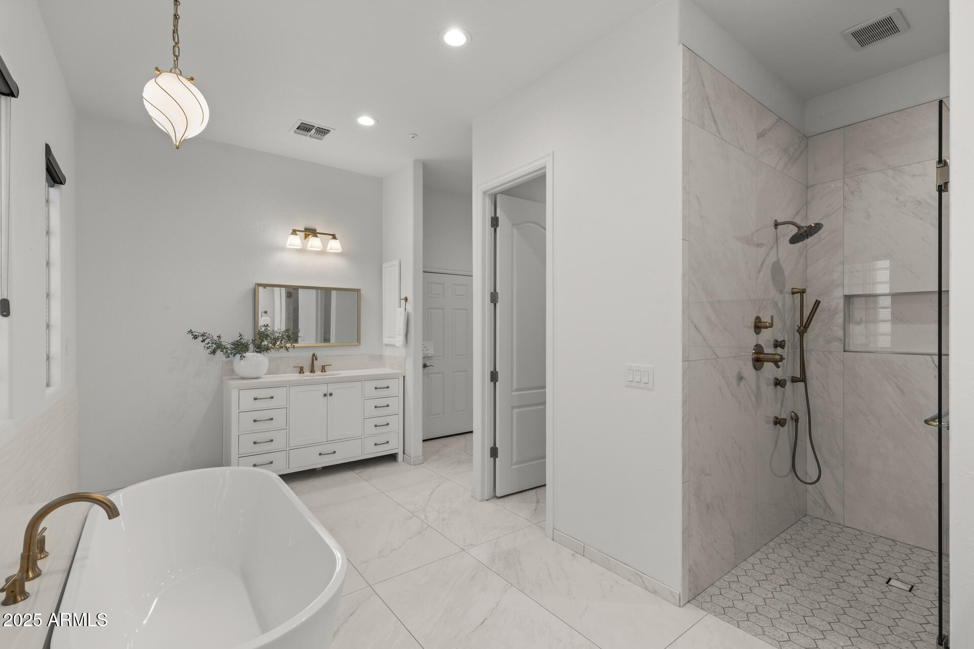 10934 E LA VERNA Way, Scottsdale