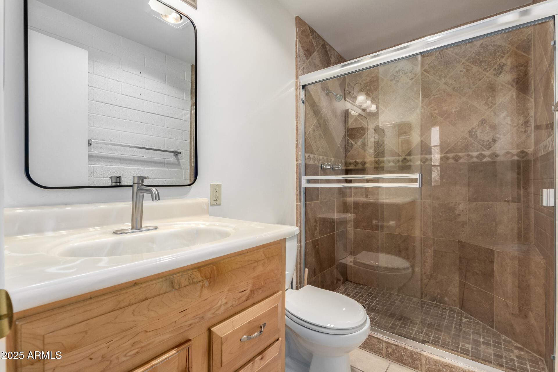 875 W PALO VERDE Drive