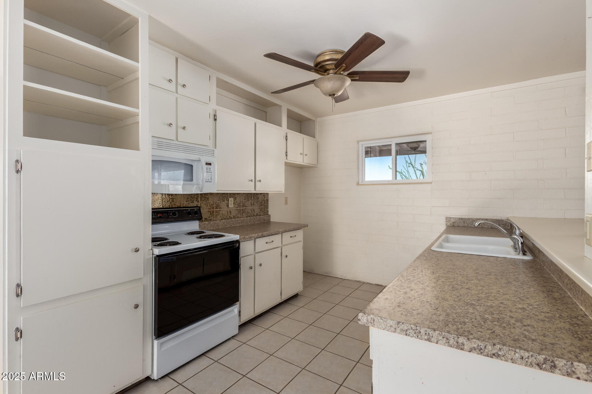 875 W PALO VERDE Drive