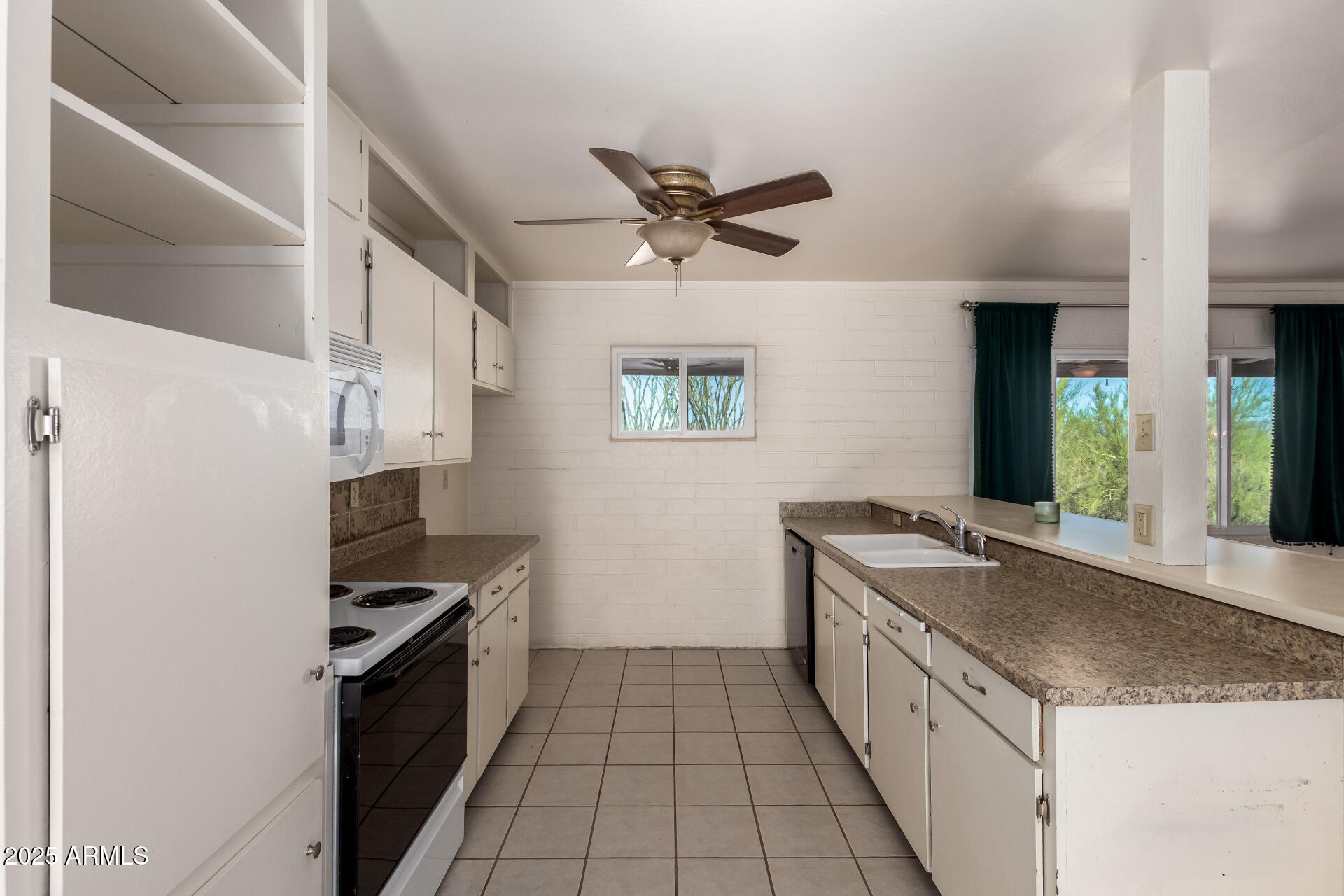 875 W PALO VERDE Drive